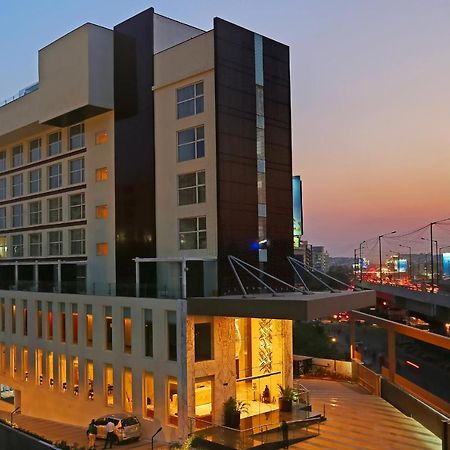 Bhagini Icon Premier Hotel Bangalore Esterno foto