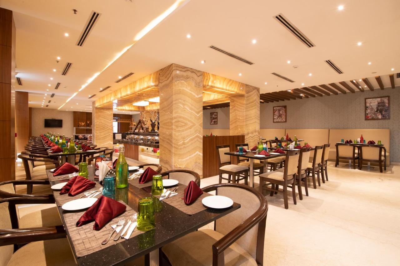 Bhagini Icon Premier Hotel Bangalore Esterno foto