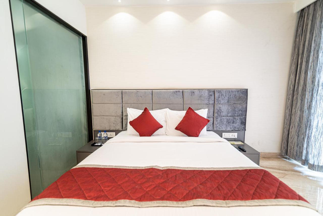 Bhagini Icon Premier Hotel Bangalore Esterno foto