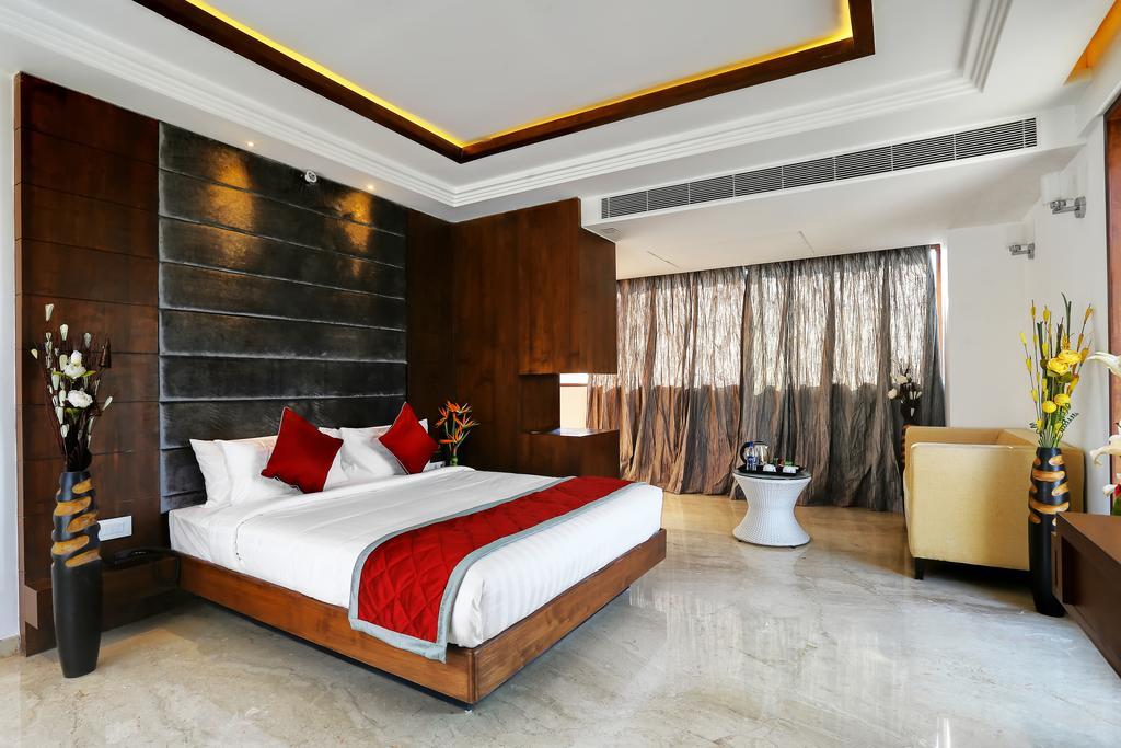 Bhagini Icon Premier Hotel Bangalore Esterno foto