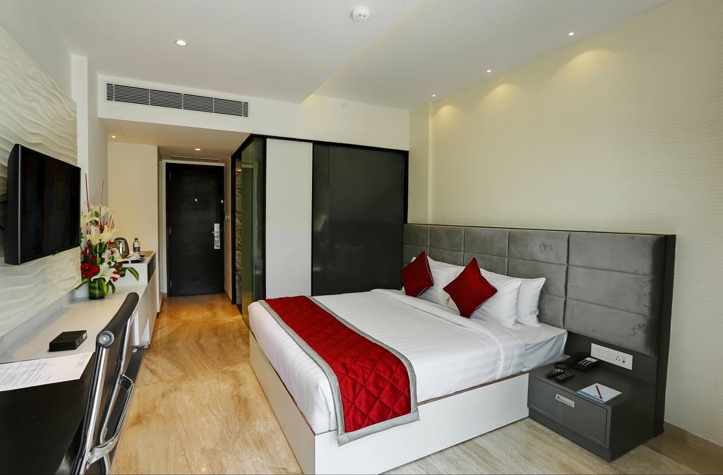 Bhagini Icon Premier Hotel Bangalore Esterno foto