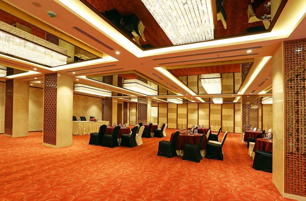 Bhagini Icon Premier Hotel Bangalore Esterno foto
