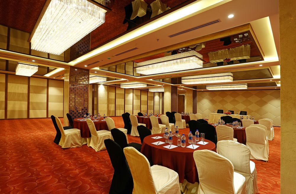 Bhagini Icon Premier Hotel Bangalore Esterno foto