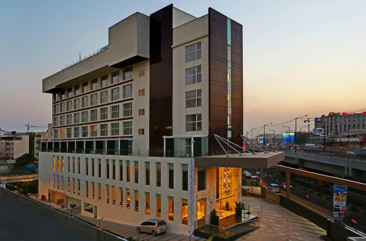 Bhagini Icon Premier Hotel Bangalore Esterno foto