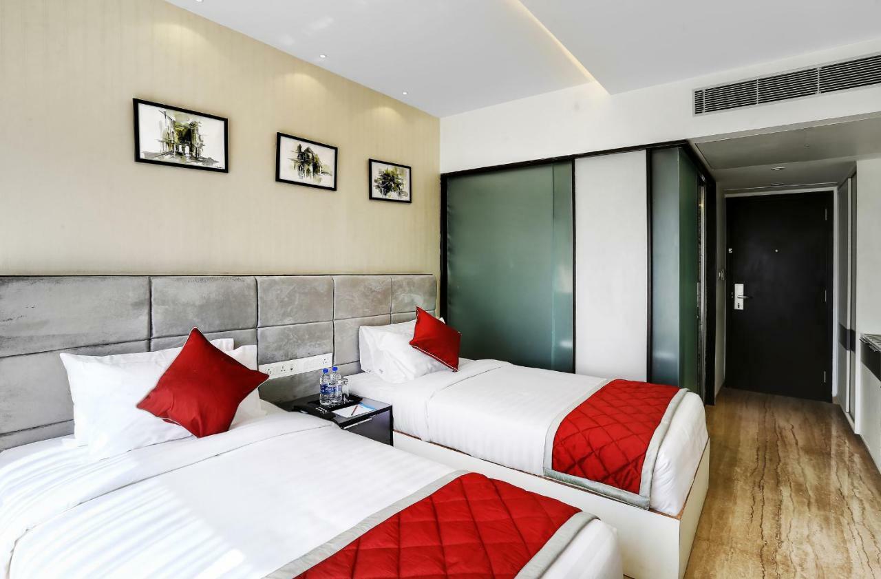Bhagini Icon Premier Hotel Bangalore Esterno foto